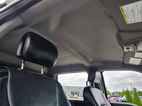Used 2018 Ford F250 Lariat w/ Lariat Ultimate Package AWD/4WD image 43