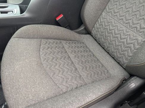 Used 2023 Chevrolet Equinox LT image 12