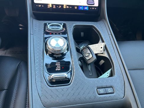 Used 2024 Jeep Wagoneer Launch Edition image 55