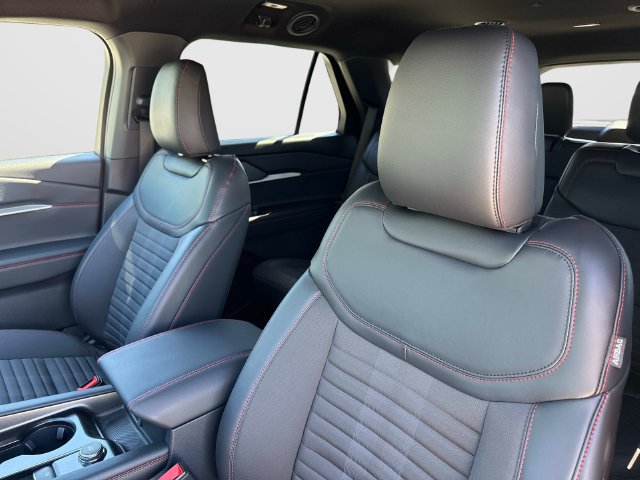 New 2027 Ford Explorer ST-Line w/ ST-Line Street Pack RWD image 23