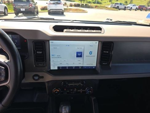 Used 2024 Ford Bronco Big Bend AWD/4WD image 17