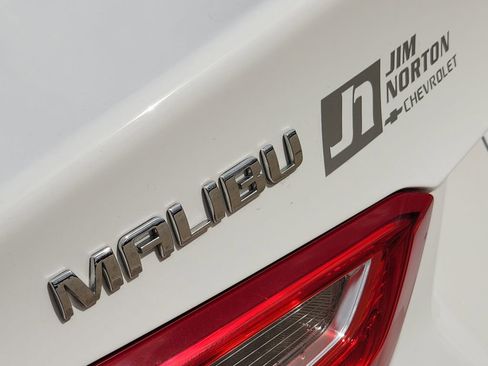 Used 2023 Chevrolet Malibu LT image 12