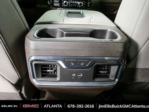Used 2022 GMC Sierra 1500 SLT w/ SLT Premium Plus Package AWD/4WD image 19