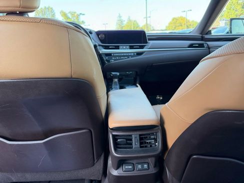 Used 2019 Lexus ES 350 w/ Premium Package image 29
