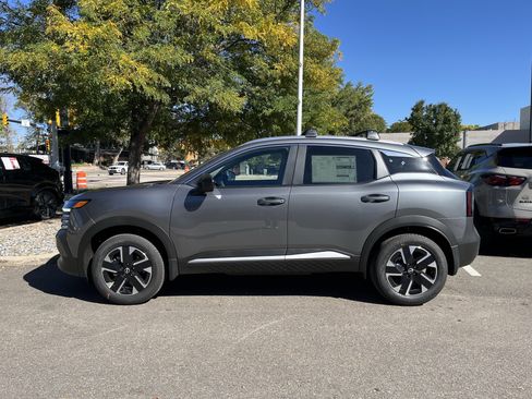 New 2026 Nissan Kicks SV w/ Cold Weather Package AWD/4WD image 5