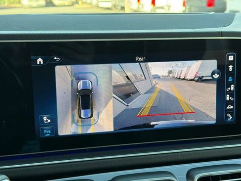 Certified 2024 Mercedes-Benz GLS 450 4MATIC image 27