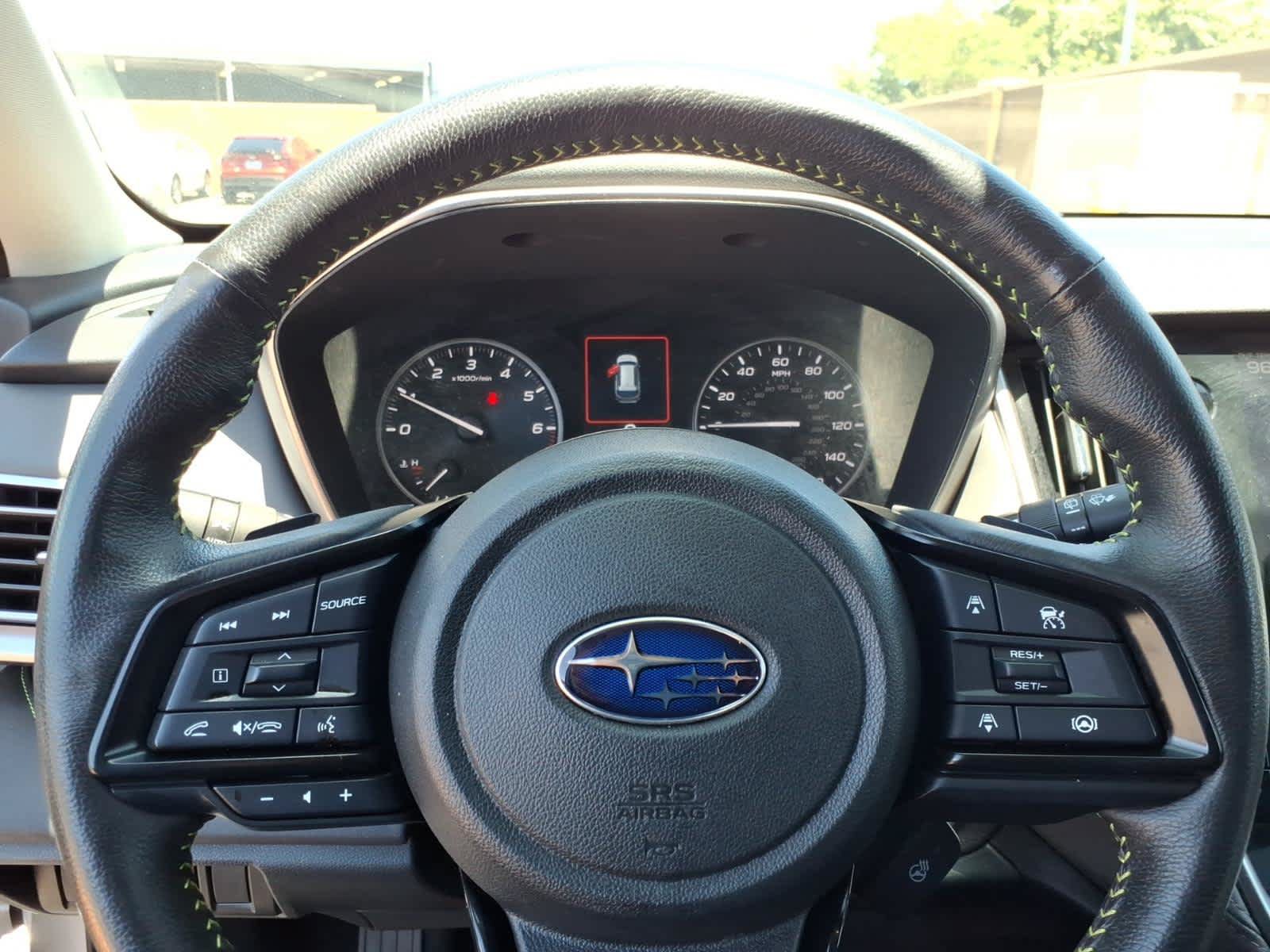 Used 2025 Subaru Outback Onyx Edition AWD/4WD image 33