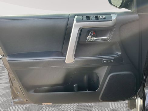 Used 2022 Toyota 4Runner Limited image 22