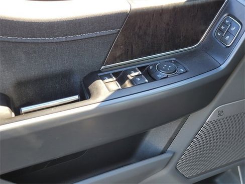 Used 2022 Ford F150 Lariat w/ Equipment Group 501A Mid image 25