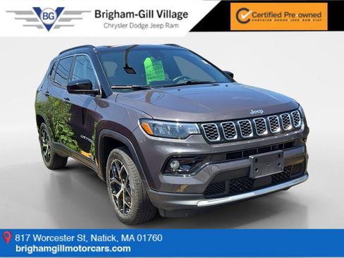 Certified 2024 Jeep Compass Limited AWD/4WD image 1