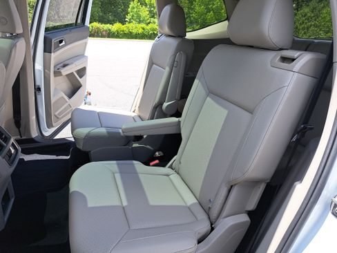 Used 2019 Volkswagen Atlas SE w/ Panoramic Sunroof Package AWD/4WD image 15