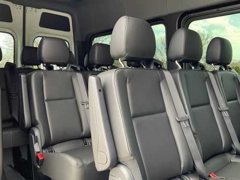 Certified 2025 Mercedes-Benz Sprinter 2500 image 17