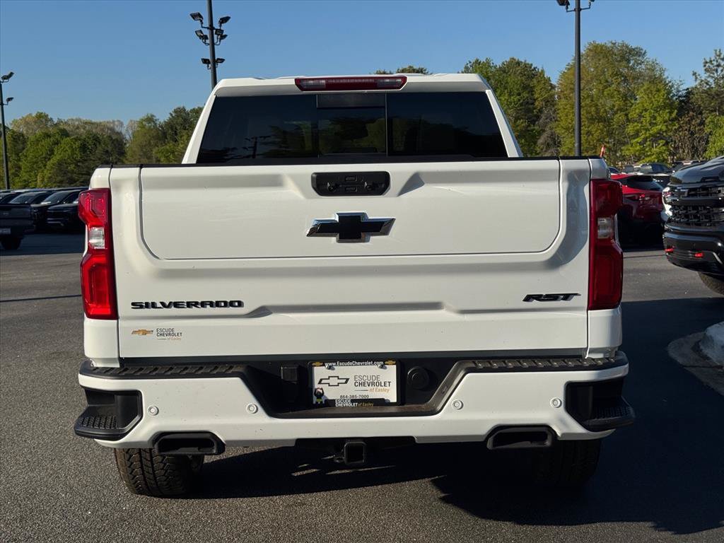 New 2026 Chevrolet Silverado 1500 RST w/ Dark Appearance Package AWD/4WD image 4