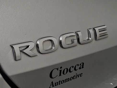 Used 2020 Nissan Rogue SL AWD/4WD image 30