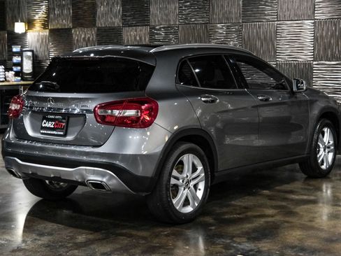 Used 2019 Mercedes-Benz GLA 250 4MATIC image 10