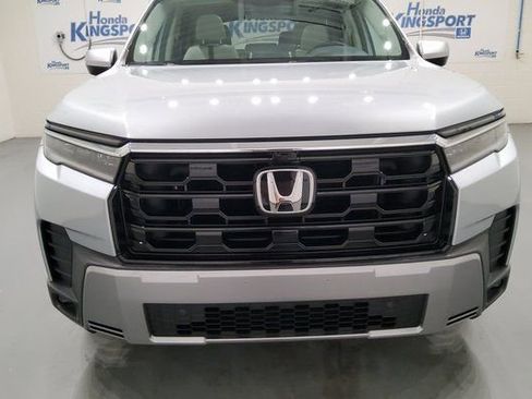 New 2026 Honda Pilot Touring image 6