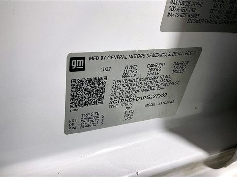 Used 2023 GMC Sierra 1500 SLT w/ SLT Premium Package RWD image 26