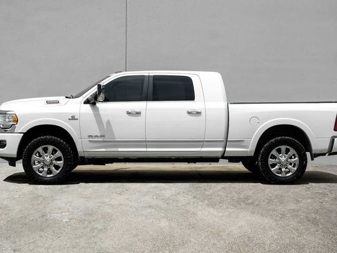 Used 2021 RAM 2500 Limited AWD/4WD image 15