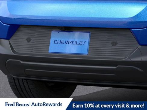New 2026 Chevrolet Equinox EV LT FWD image 18