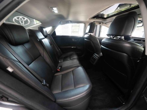 Used 2016 Toyota Avalon Touring FWD image 24