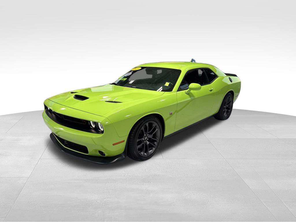 Used 2023 Dodge Challenger R/T Scat Pack w/ Plus Package RWD image 2