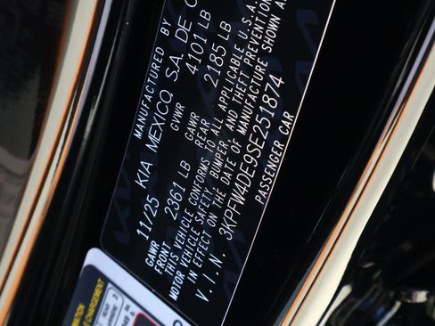 Used 2025 Kia K4 GT-Line w/ GT-Line Premium Package image 21