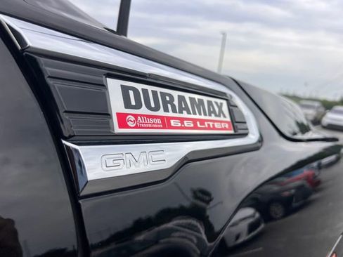 Used 2023 GMC Sierra 2500 Denali w/ Denali Ultimate Package AWD/4WD image 38
