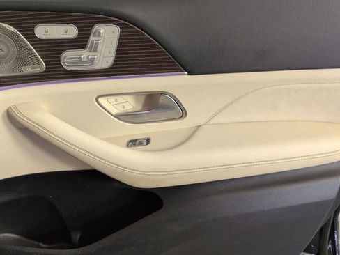 Used 2021 Mercedes-Benz GLE 450 4MATIC image 29