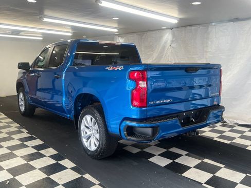 Used 2023 Chevrolet Silverado 1500 Custom AWD/4WD image 7