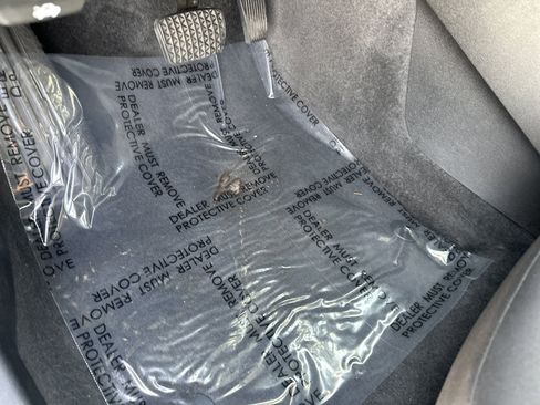 Used 2024 Chevrolet Malibu LT image 17