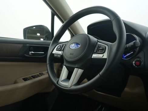 Used 2017 Subaru Outback 2.5i Limited image 29