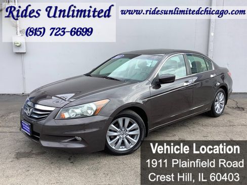 Used 2011 Honda Accord EX-L image 2