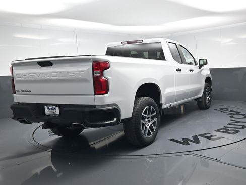 Used 2019 Chevrolet Silverado 1500 Custom Trail Boss w/ Custom Convenience Package image 9