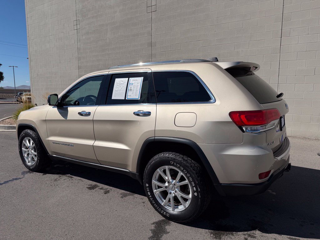 Used 2015 Jeep Grand Cherokee Limited w/ Trailer Tow Group IV AWD/4WD image 3