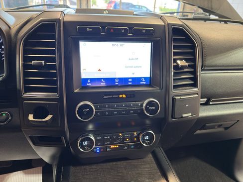 Used 2020 Ford Expedition Limited RWD image 18