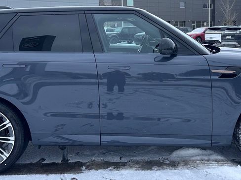 New 2026 Land Rover Range Rover Sport SE image 4
