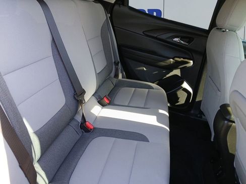 Used 2022 Chevrolet TrailBlazer LT w/ Convenience Package FWD image 18