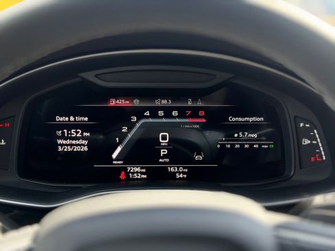 Used 2025 Audi Q7 2.0T Premium w/ Convenience Plus Package image 13