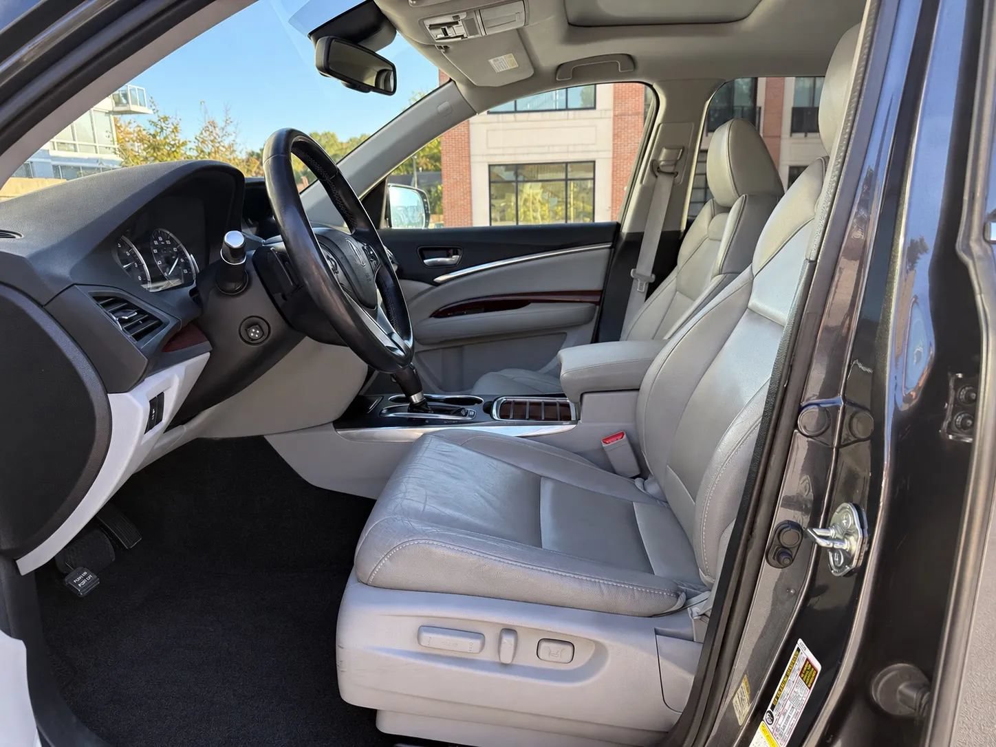 Used 2014 Acura MDX w/ Technology Package AWD/4WD image 31