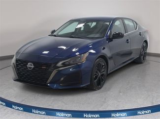 Used 2024 Nissan Altima 2.5 SR video 1