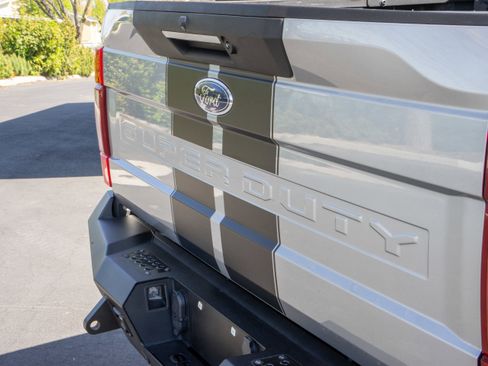 Used 2022 Ford F250 Lariat w/ Lariat Ultimate Package image 13