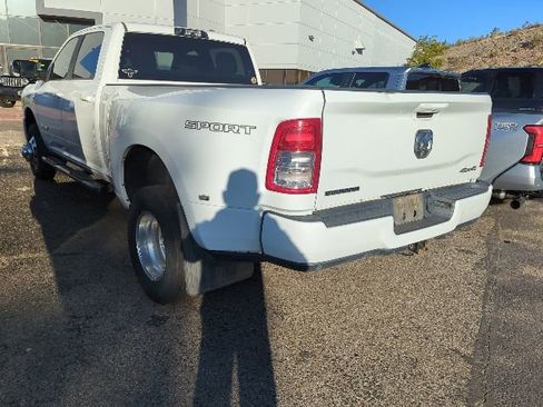 Used 2021 RAM 3500 Big Horn w/ Level 1 Equipment Group AWD/4WD image 4