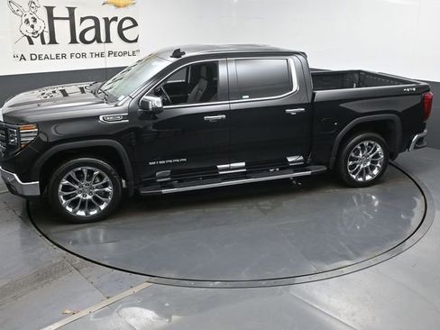 Used 2024 GMC Sierra 1500 SLT w/ SLT Premium Plus Package image 57
