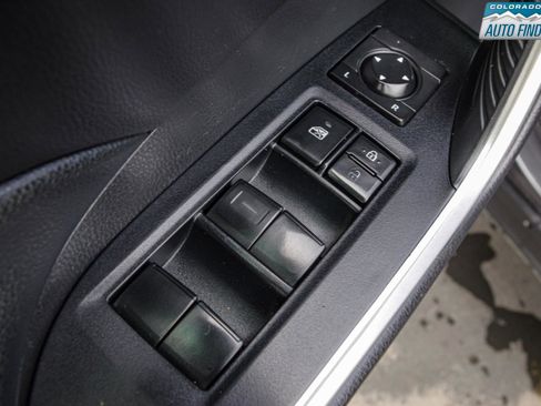 Used 2020 Toyota RAV4 XLE AWD/4WD image 11