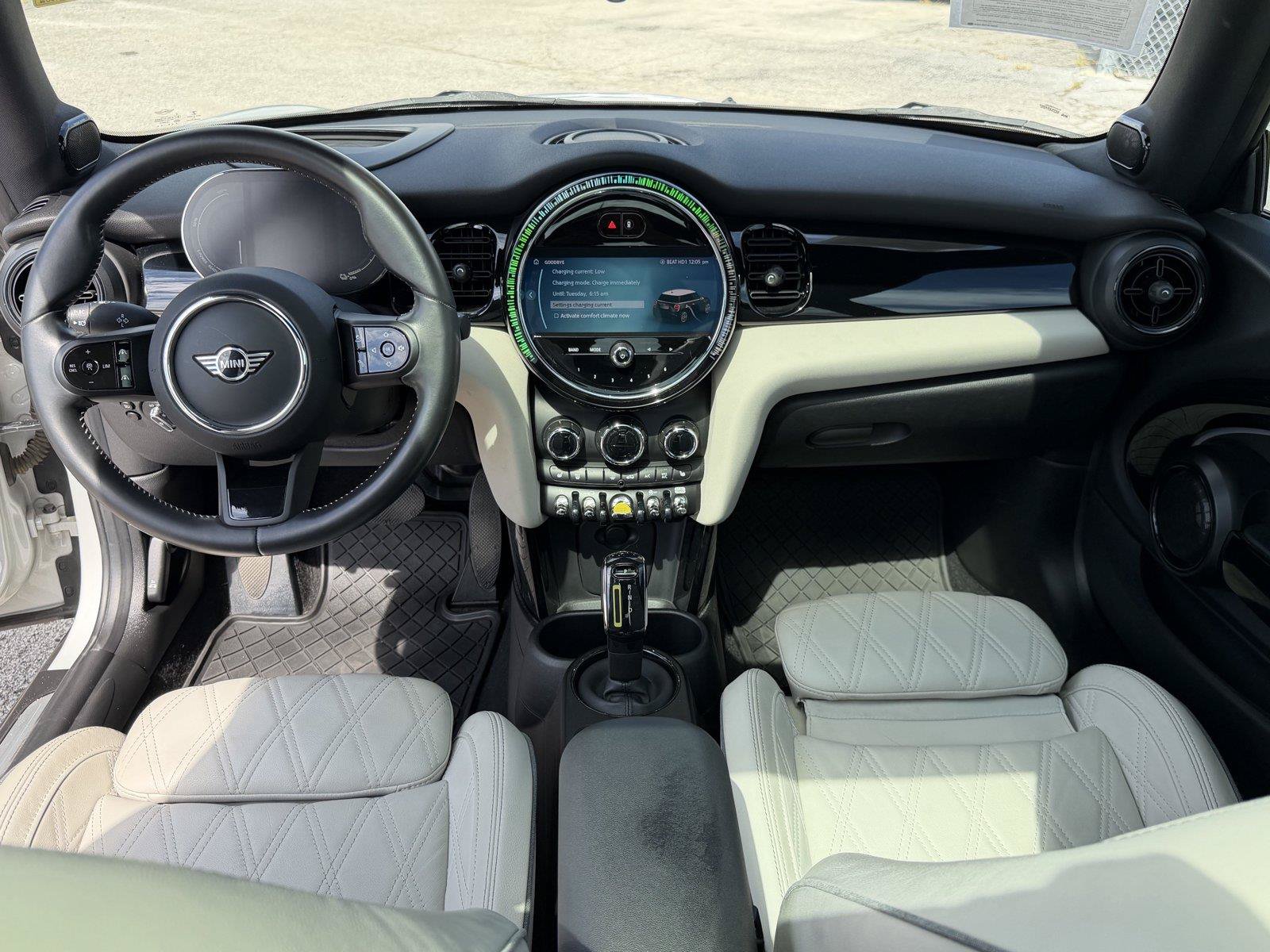 Used 2023 MINI Cooper SE FWD image 19