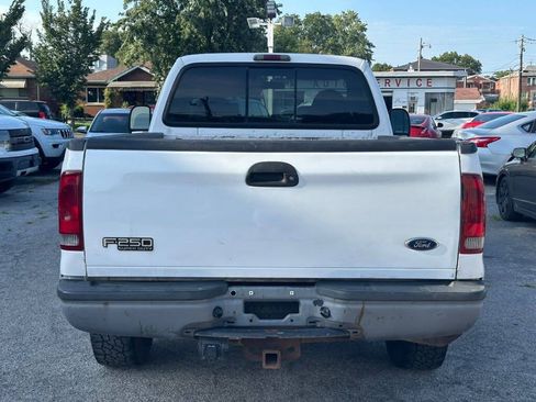Used 2002 Ford F250 2WD Regular Cab Super Duty image 7