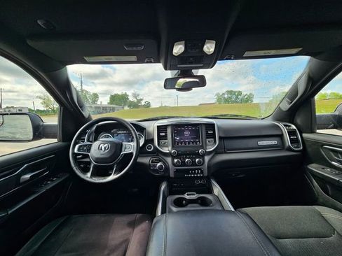Used 2019 RAM 1500 Big Horn AWD/4WD image 12