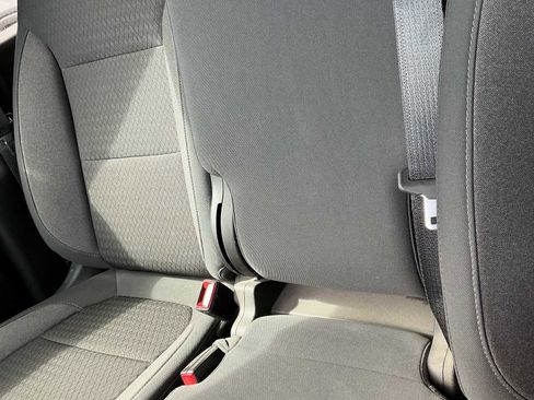 Used 2022 GMC Sierra 2500 SLE w/ SLE Convenience Package image 27