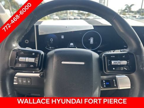 Used 2024 Hyundai Santa Fe Limited AWD/4WD image 19
