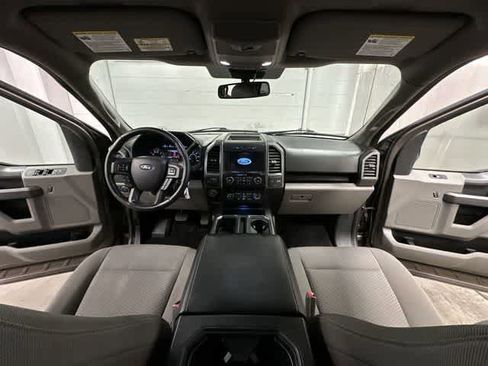 Used 2019 Ford F150 XLT w/ Equipment Group 302A Luxury AWD/4WD image 18